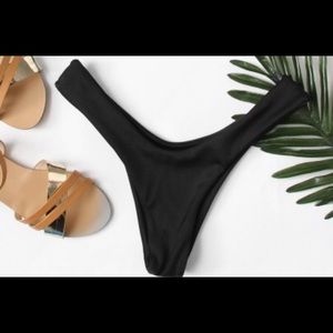 BLACK THONG BIKINI BOTTOMS